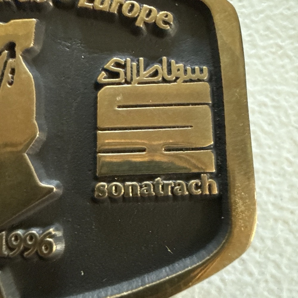Bechtel Brass Belt Buckle Maghreb–Europe Gas Pipeline project 1994–96 Algeria - Picture 3 of 8